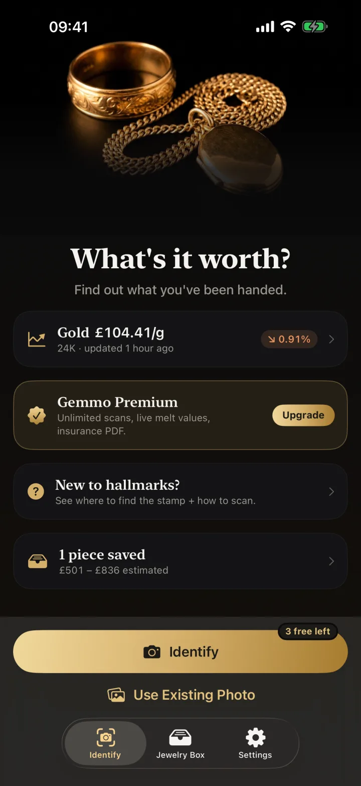 Gemmo's home screen showing gold at £104.41 per gram, updated an hour ago, above the Identify button.